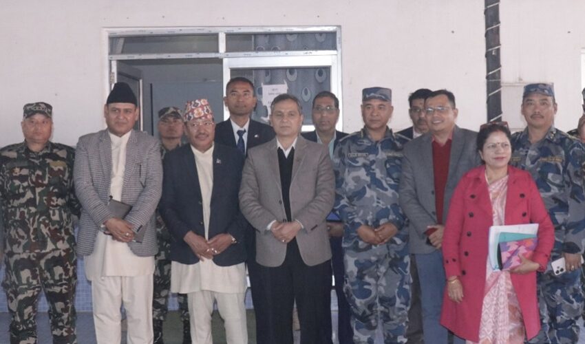 चुनाव रोकिन्छ भन्ने हल्लाको पछि नलागौँ : गृहमन्त्री अर्याल