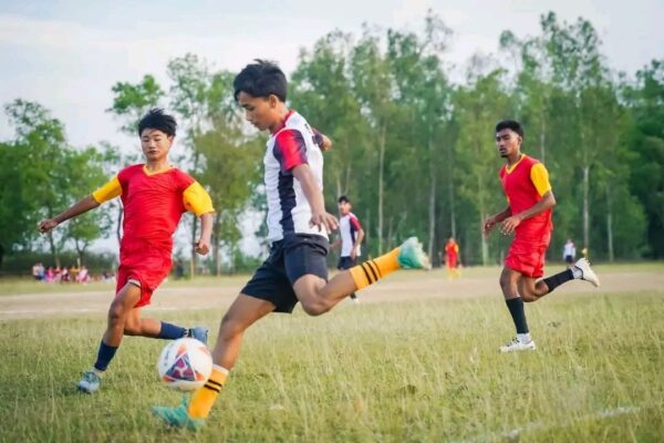 उद्घाटन खेलमा आयोजक योगिनी ‘बी’ को रोमाञ्चक जित