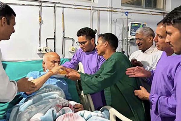 सहमतिपछि डा. गोविन्द केसीले तोडे अनसन